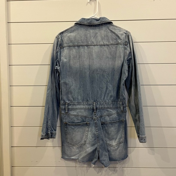 Blue Denim Jumpsuit with Vintage Wash and Relaxed Fit - Picture 2 of 4